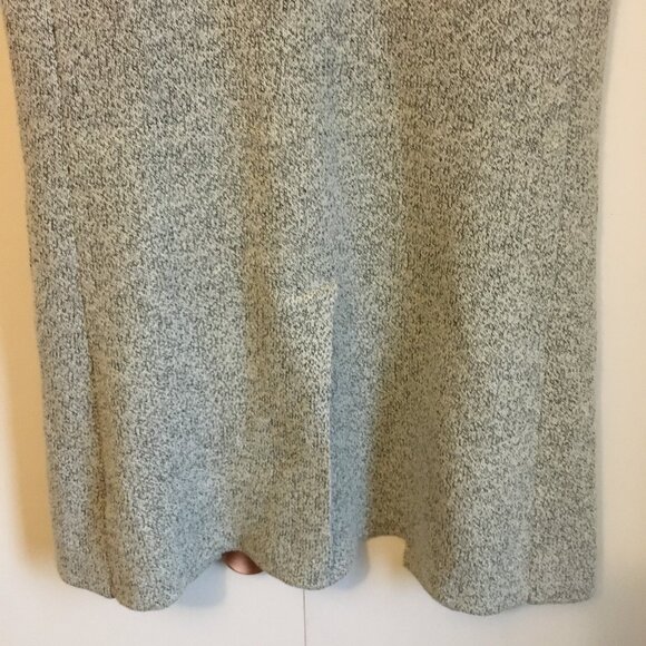 Monteau Long Grey Knit Pocketed Sleeveless Open Cardigan - Picture 7 of 16